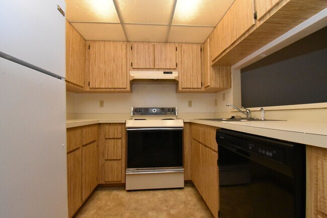 Building Photo - 2945 SW 39th Ave