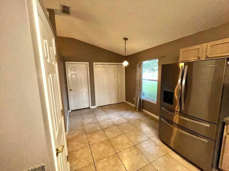 Breakfast Nook - 1410 Soaring Flight Way