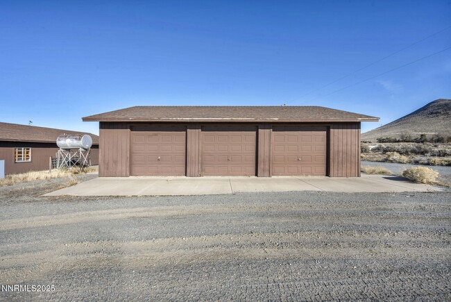 Building Photo - 430 Calle De La Plata