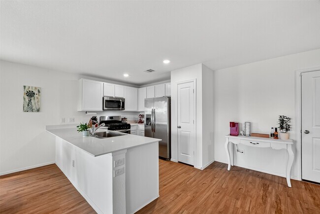 Building Photo - 4206 Barrington Cv Ln