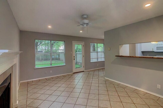 Building Photo - 13206 Saxby Ct