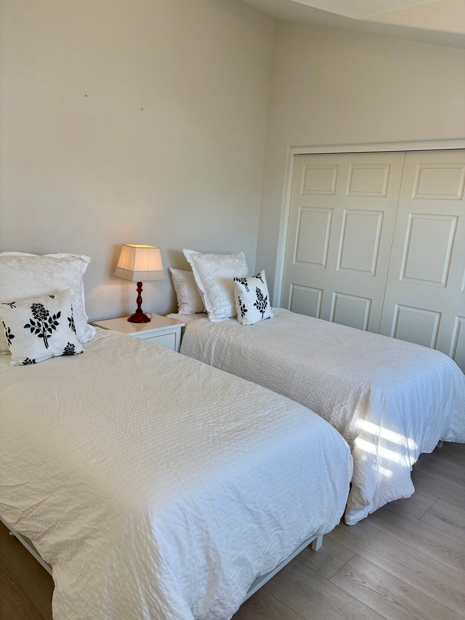 Building Photo - 6483 Zuma View Pl