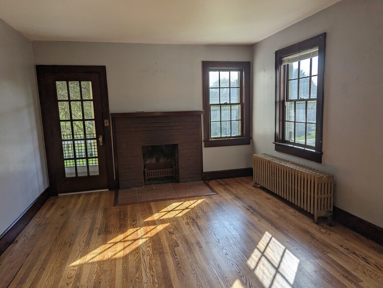 Building Photo - 119 Hammett Ave