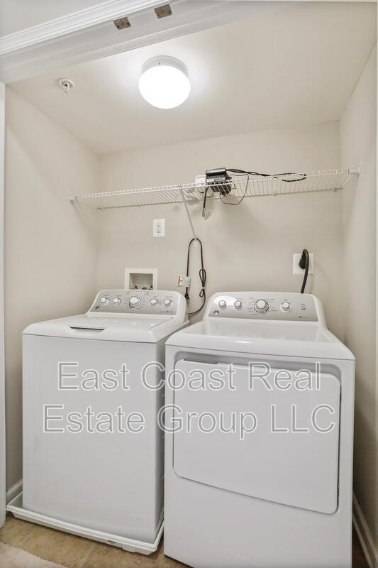 Building Photo - 6501 Walcott Ln