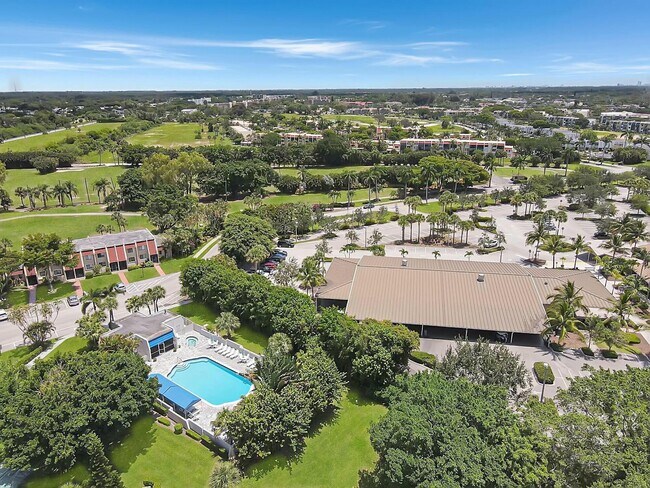 Building Photo - 4483 Luxemburg Ct