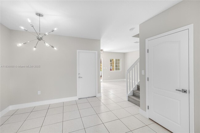 Building Photo - 942 SW 147th Ct