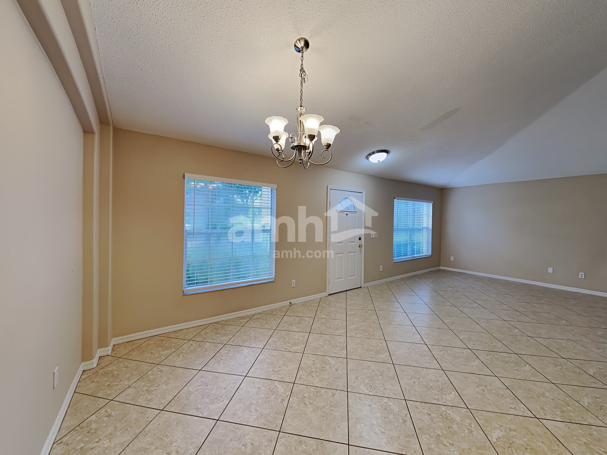 Building Photo - 28733 Midnight Star Loop