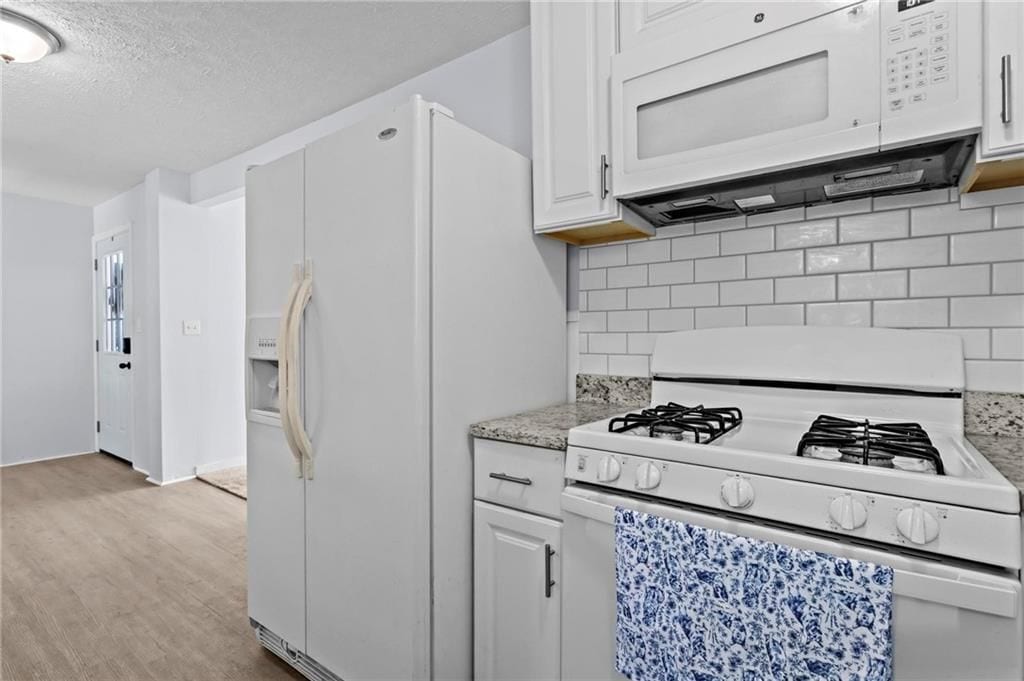Building Photo - 2560 Walton Way SW
