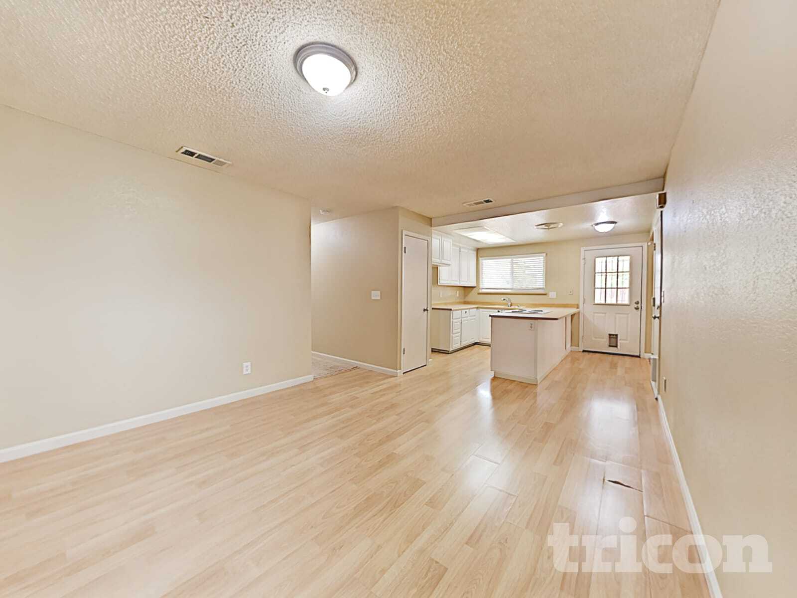 Building Photo - 1971 Inglis Way