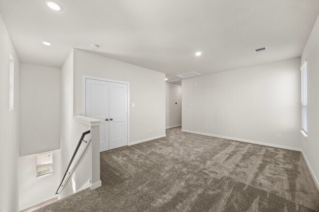 Building Photo - 12535 Llano Estacado Dr