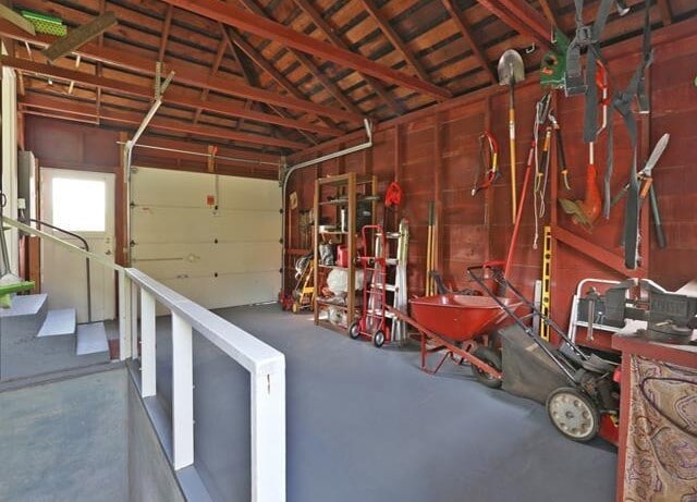 Building Photo - 8415 NE Milton St