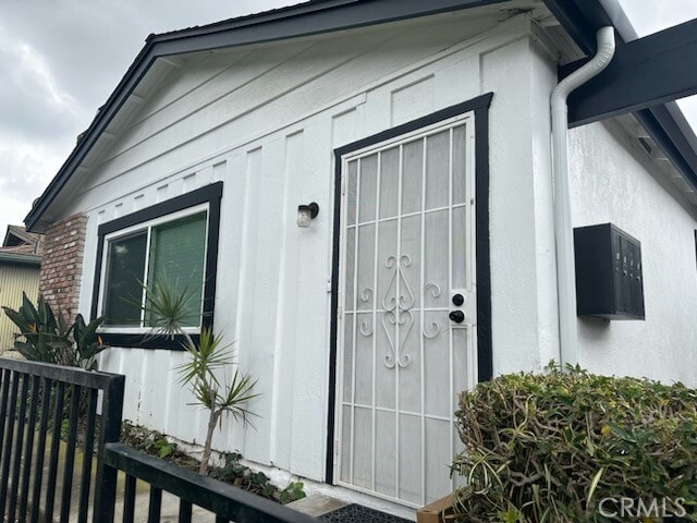 Building Photo - 2660 Milton Ave