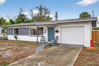 Building Photo - Island Living Made Easy — Remodeled 2BR Home, Fully Fenced Yard Near Downtown St. Pete