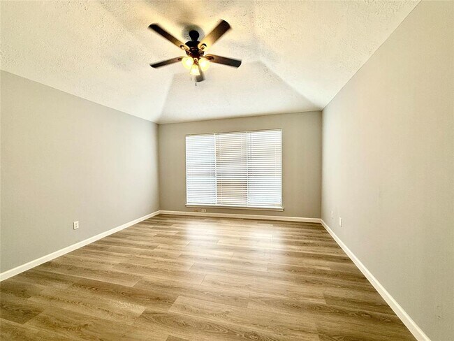 Building Photo - 9418 Westacre Pl