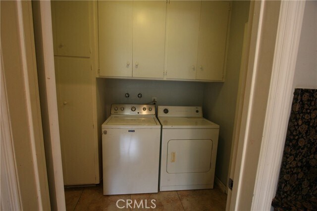 Building Photo - 11400 Dona Evita Dr