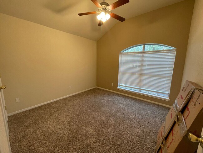 Building Photo - 4204 Tropicana Dr