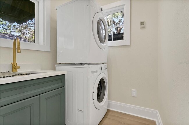 Building Photo - 226 N Elliott Ave