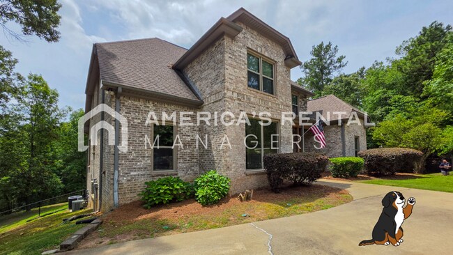 Building Photo - Deposit Pending! - Private Estate Living on Over 3 Acres! Available to view NOW!