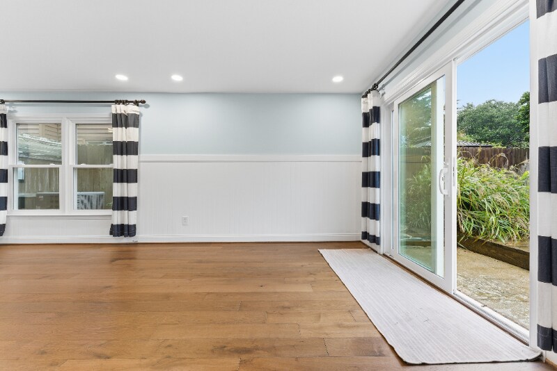 Building Photo - 210 73rd St