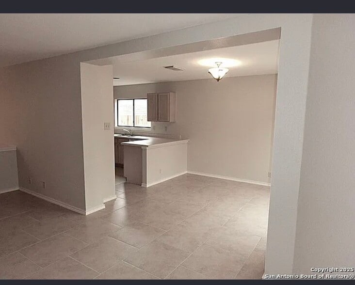 Building Photo - 13154 Regency Bnd