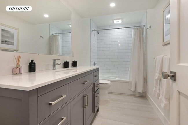 Building Photo - 38 Lincoln St