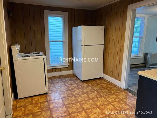 Building Photo - 53 Parker St