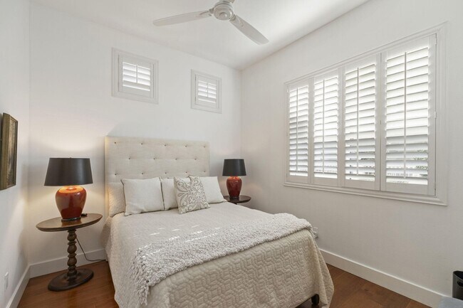 Building Photo - 8270 Hayden Rd