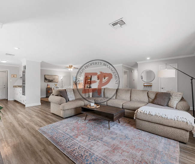 Building Photo - 6319 Wiethorn Dr