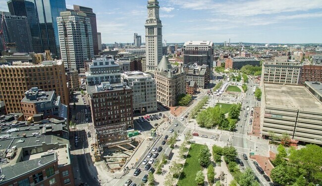 Building Photo - 80 Broad St