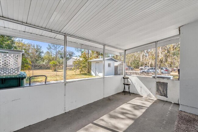 Building Photo - 3800 Pine St