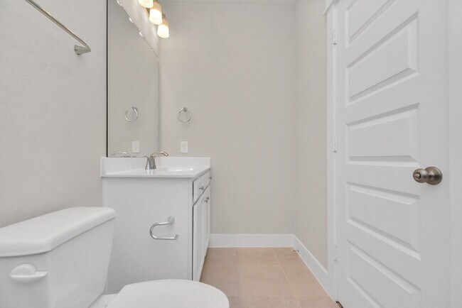 Building Photo - 785 Strawberry Pines Ct