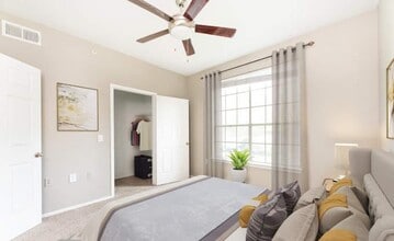 Building Photo - 2 bedroom in Houston TX 77069