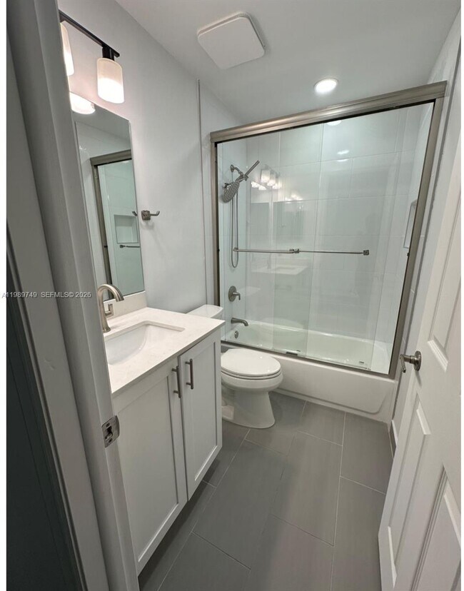 Building Photo - 4021 SW 153rd Ave