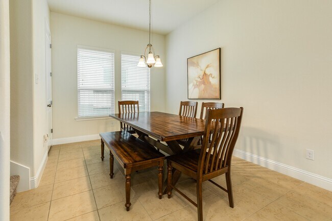 Building Photo - 2329 Vineyard Terrace Ln