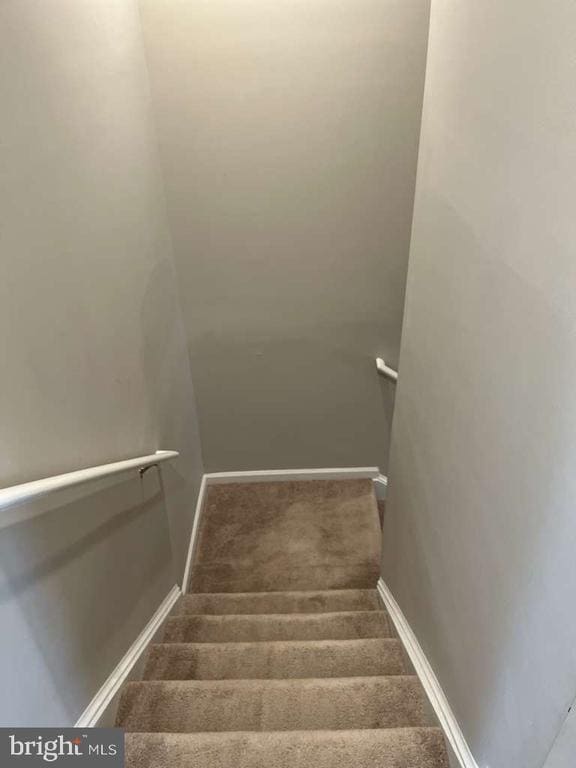 Building Photo - 2862 Farzi Cir