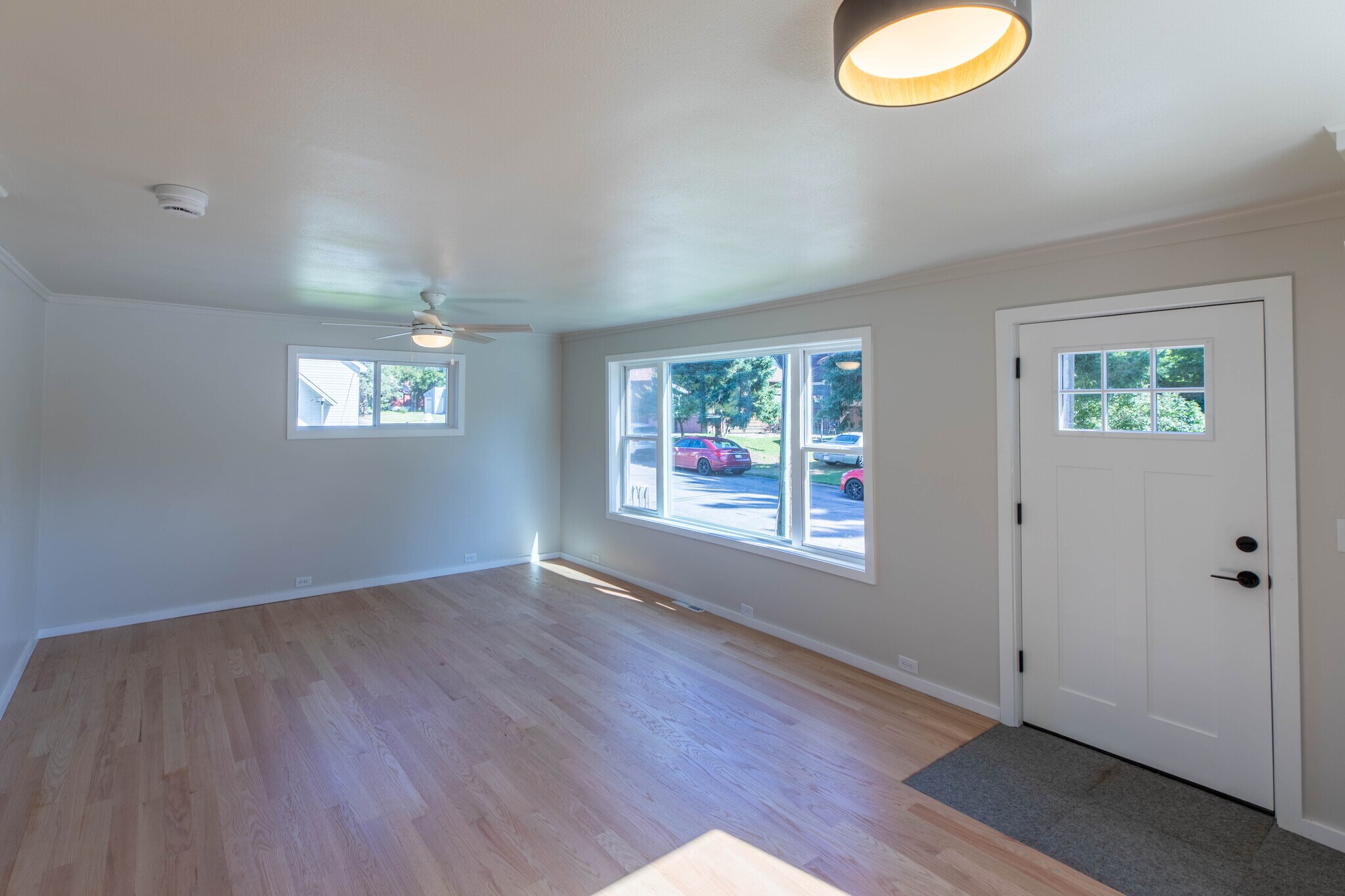 Building Photo - 13 Gilbert St