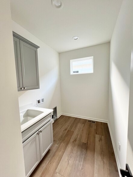 Building Photo - 15296 Mystic Rock Dr