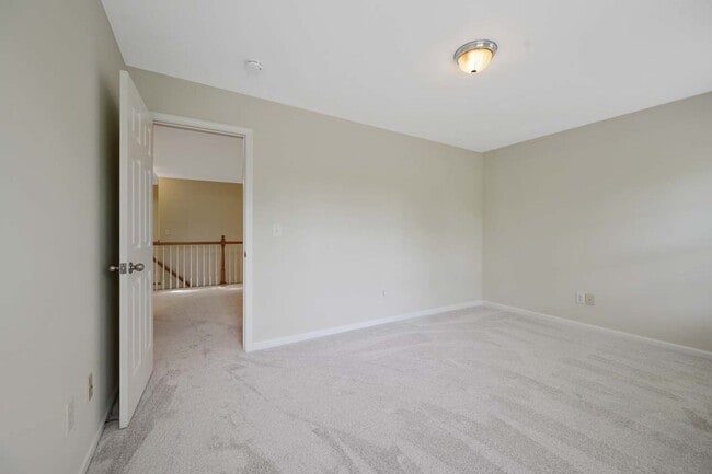 Building Photo - Beautiful 3 BR/2.5 Bath Home in Lyons Farm Community Durham!