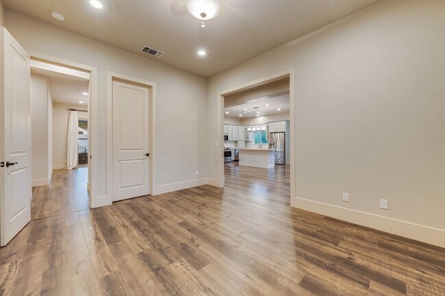 Building Photo - Utilities Included! Luxury Single-Story Ho...