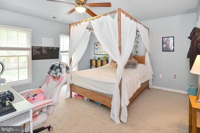 Building Photo - 6303 Gabriel St