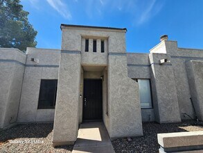 Building Photo - FREE RENT  INTERESTED??  Welcome nearly new, updated single-level patio home