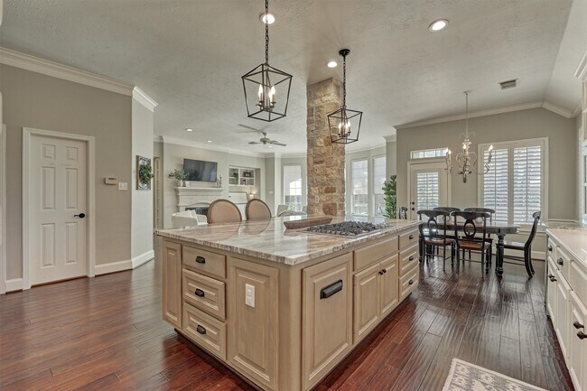 Building Photo - 87 W Honey Grove Pl