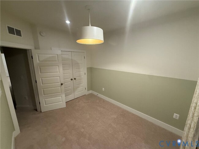 Building Photo - 10199 Blue Wing Ln