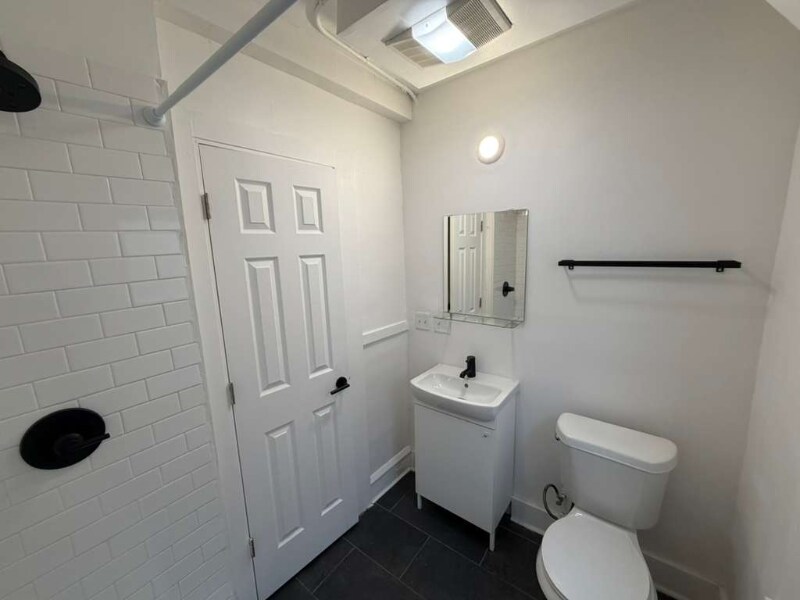 Building Photo - 1384 W 83rd St