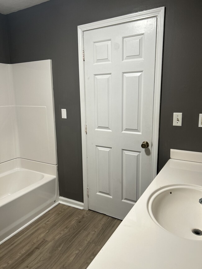 Building Photo - 1030 Finney Rd