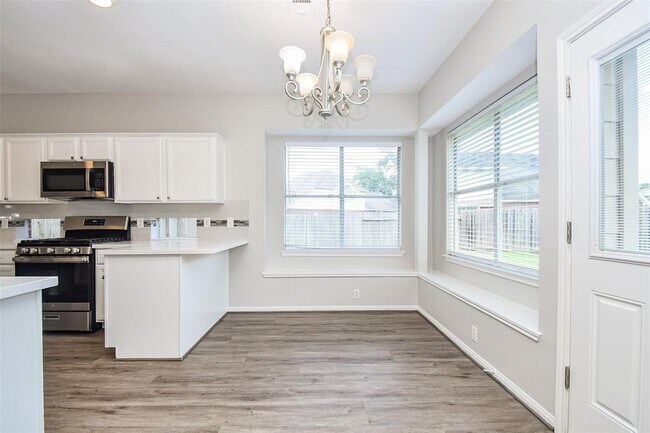 Building Photo - 5523 Poundstone Ct