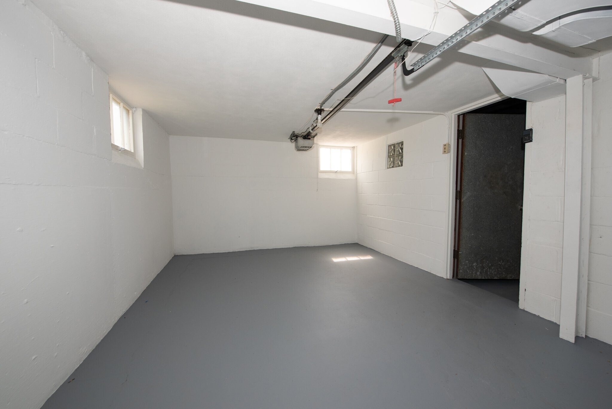 Building Photo - 956 Fontaine Pl