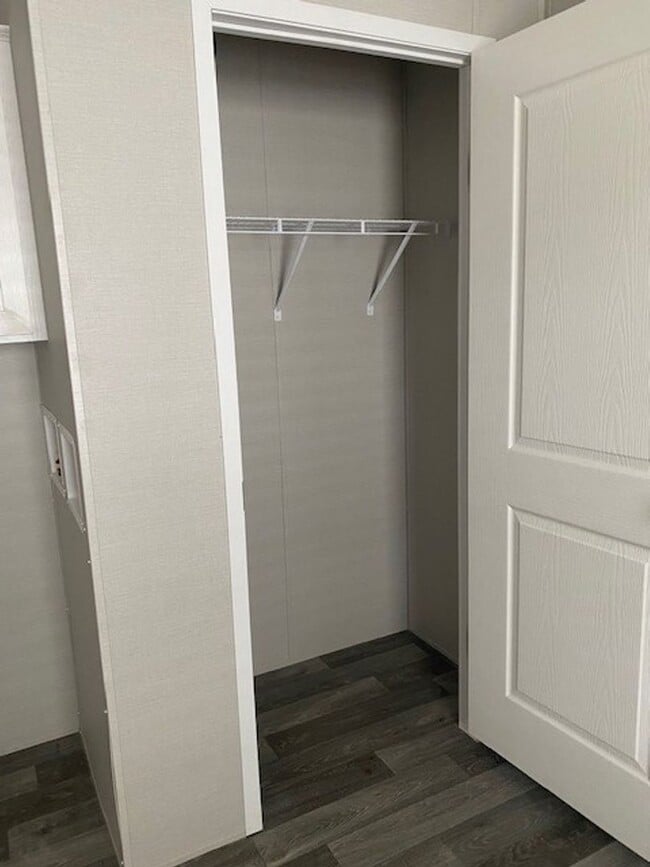 Building Photo - Lot 10