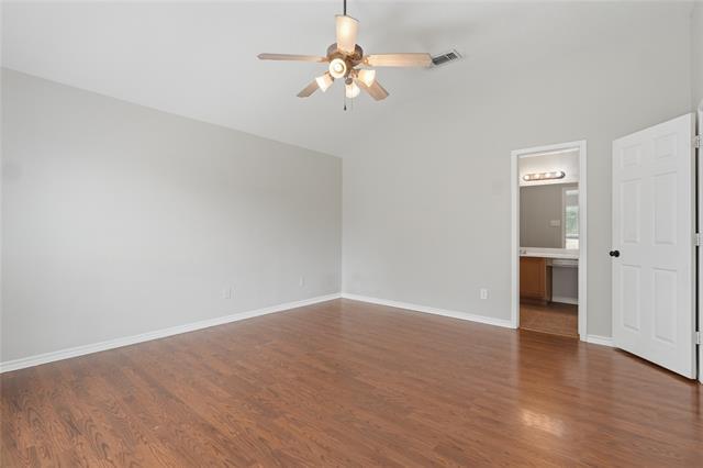 Building Photo - 13021 Evergreen Dr
