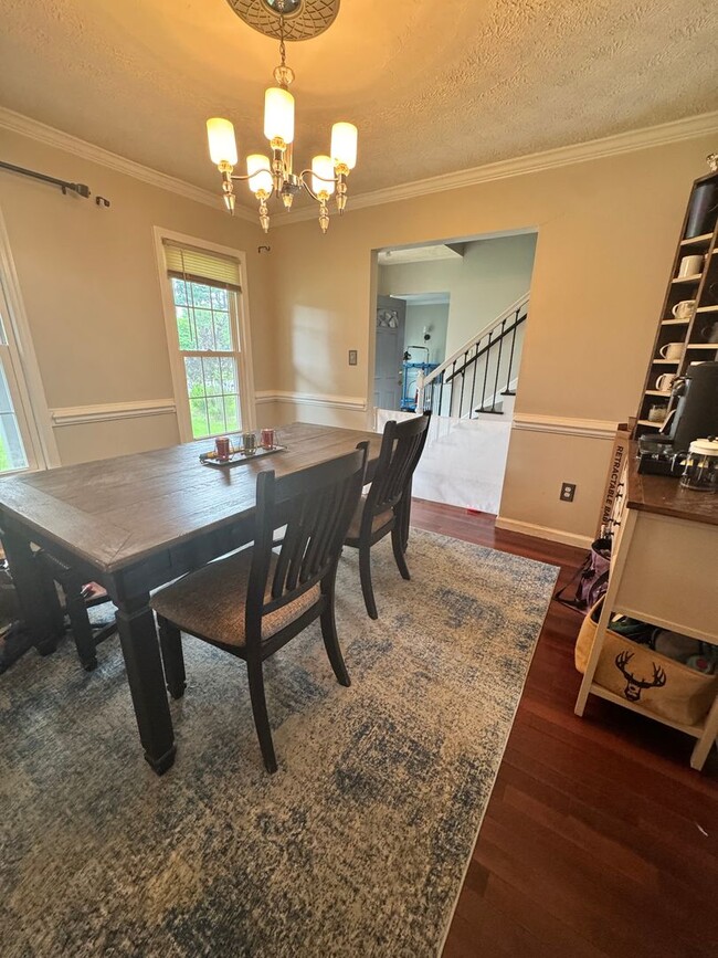 Building Photo - 3 bedroom/ 2.5 bathroom- Smithfield, VA
